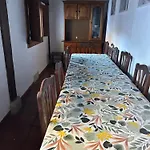 La De Leo Y Lola Villa