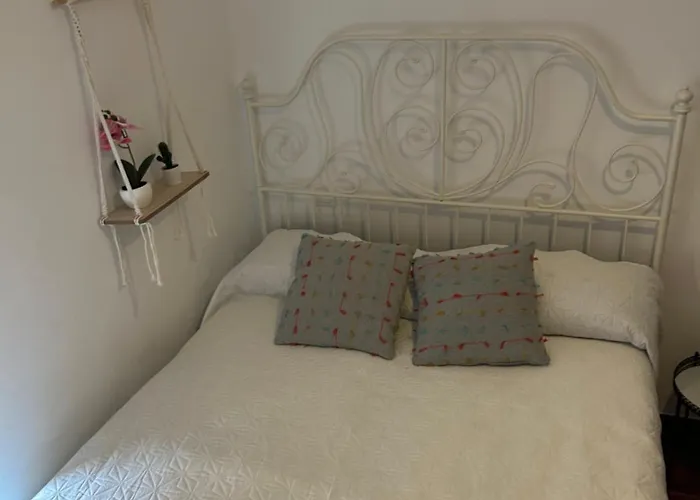 La De Leo Y Lola Frómista